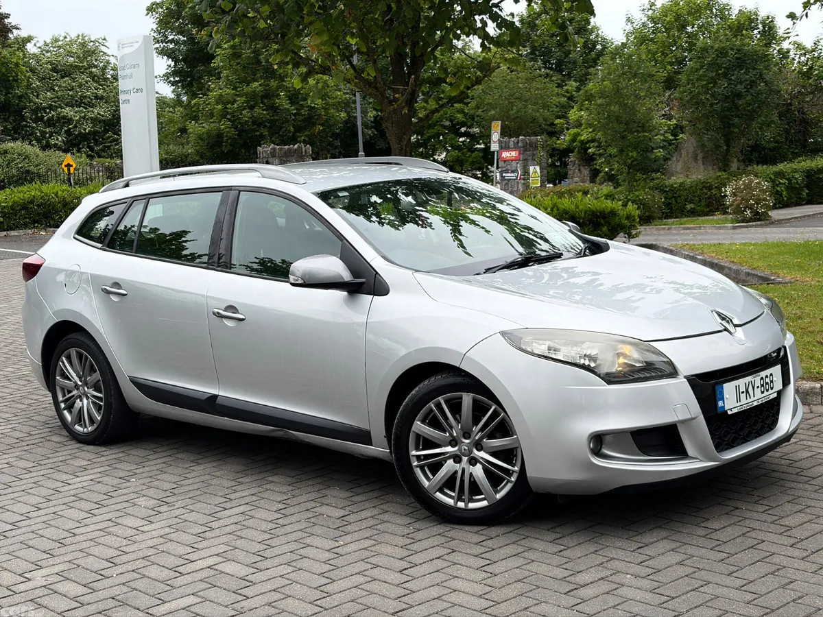 Renault Megane Estate, Diesel, 2011, Silver