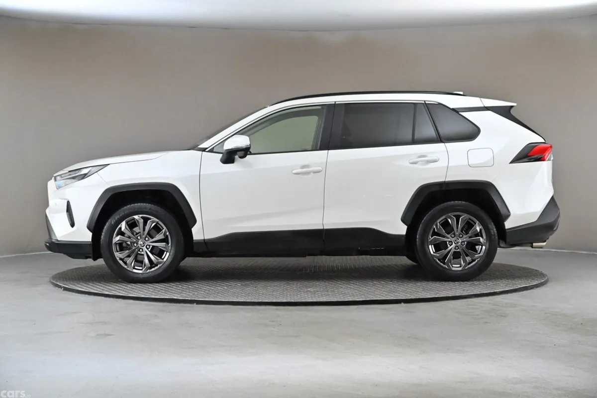 Toyota RAV4 SUV, Petrol Hybrid, 2022, White
