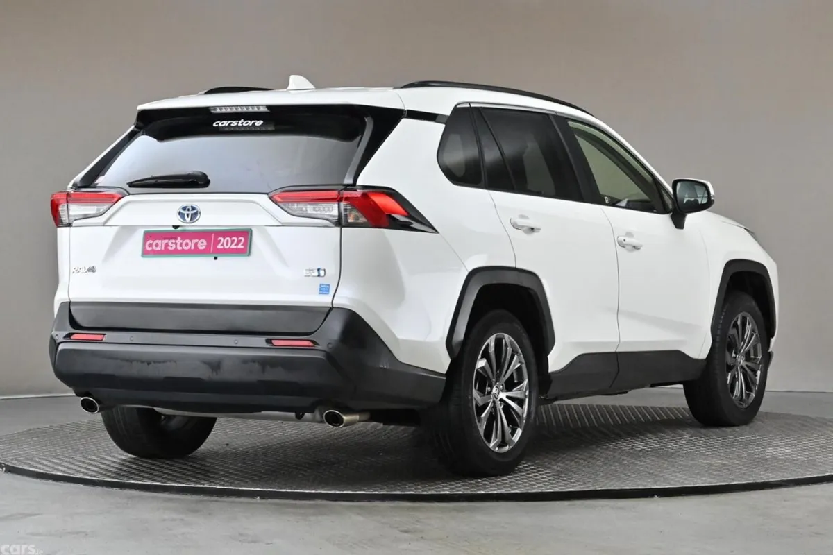 Toyota RAV4 SUV, Petrol Hybrid, 2022, White