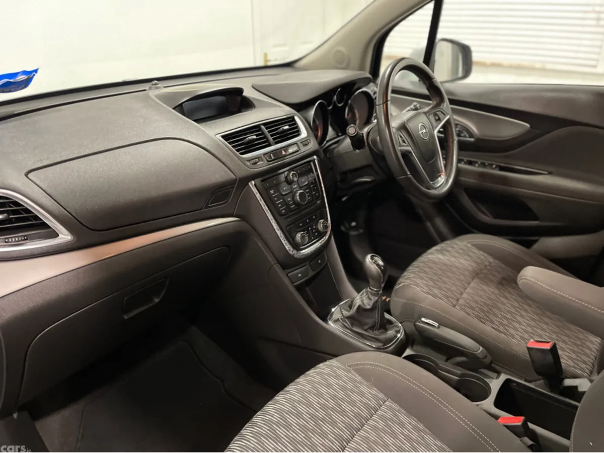 Opel Mokka Hatchback, Diesel, 2015, Silver