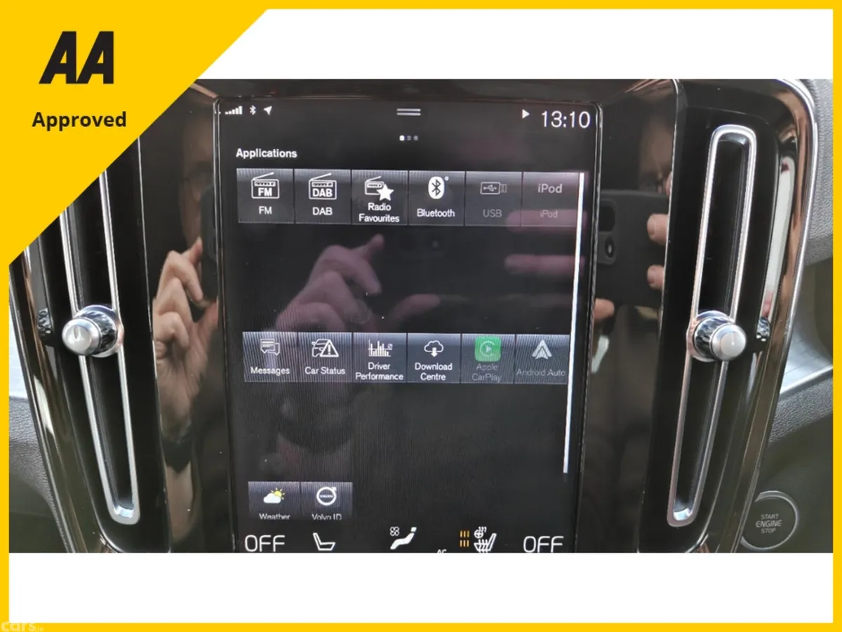 Volvo XC40 SUV, Petrol Plug-in Hybrid, 2023, Grey