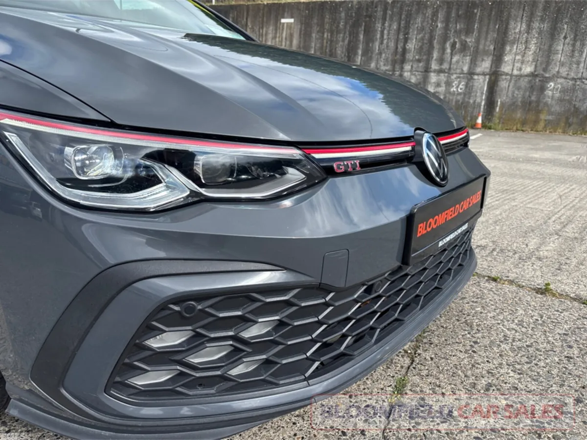Volkswagen Golf Hatchback, Petrol, 2022, Grey
