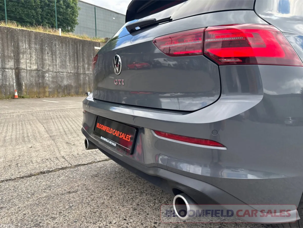Volkswagen Golf Hatchback, Petrol, 2022, Grey