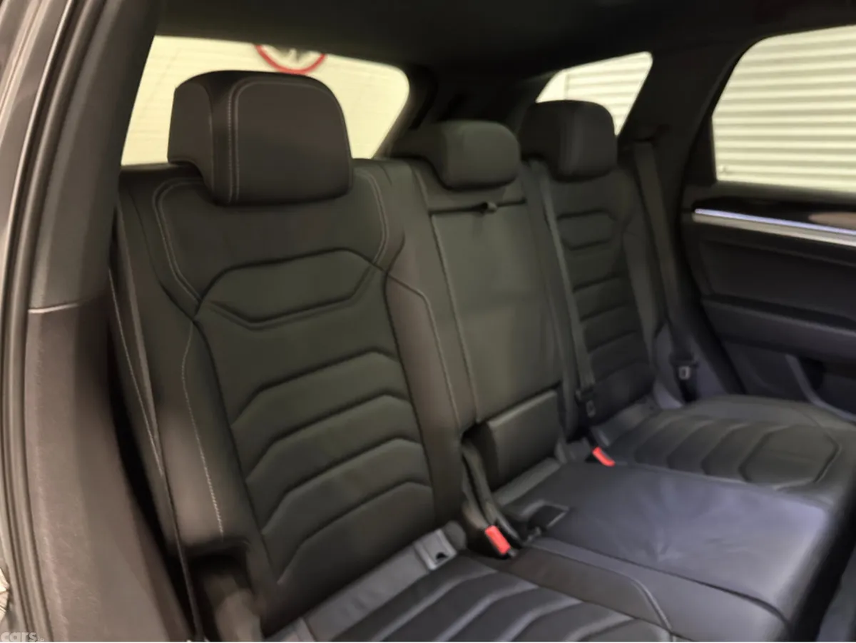 Volkswagen Touareg Estate, Diesel, 2023, Grey
