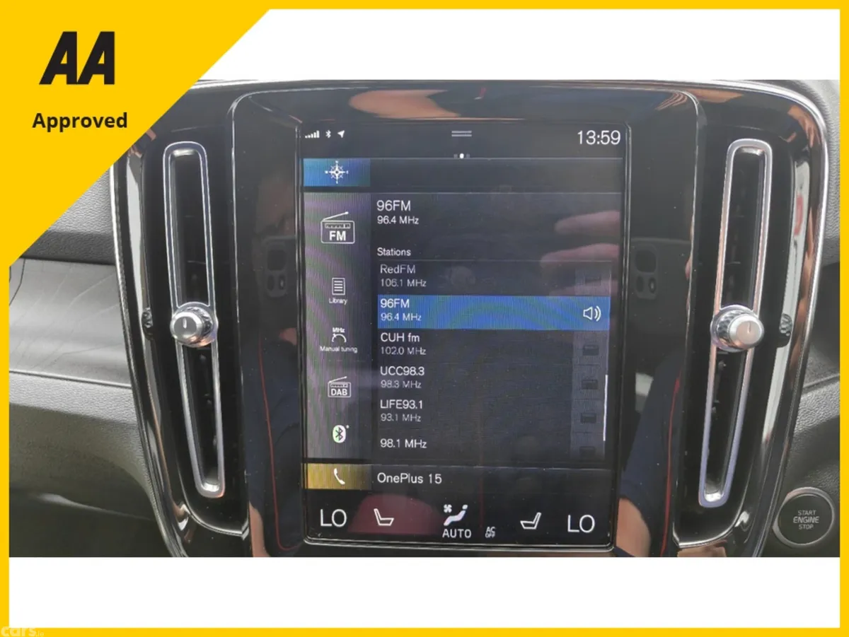 Volvo XC40 SUV, Petrol Plug-in Hybrid, 2023, Silver