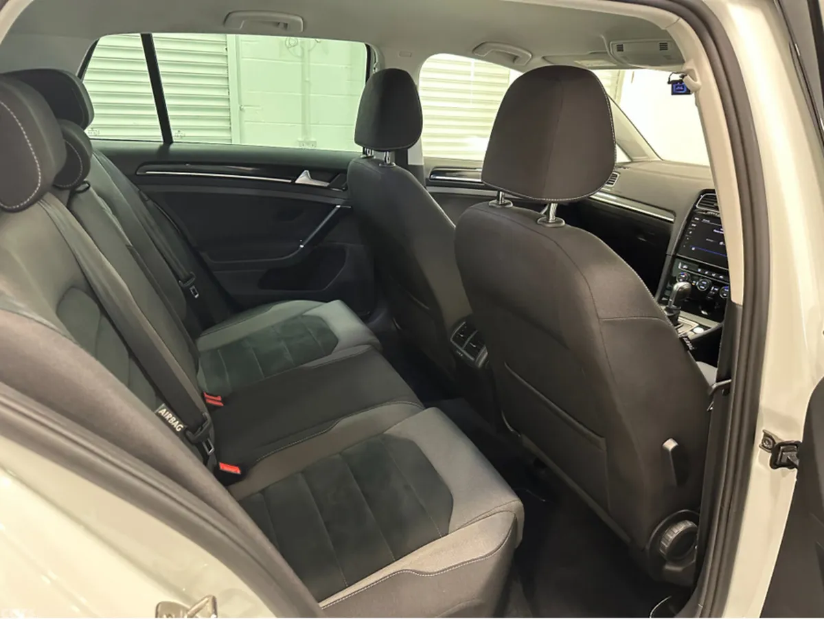 Volkswagen Golf Hatchback, Petrol, 2018, White