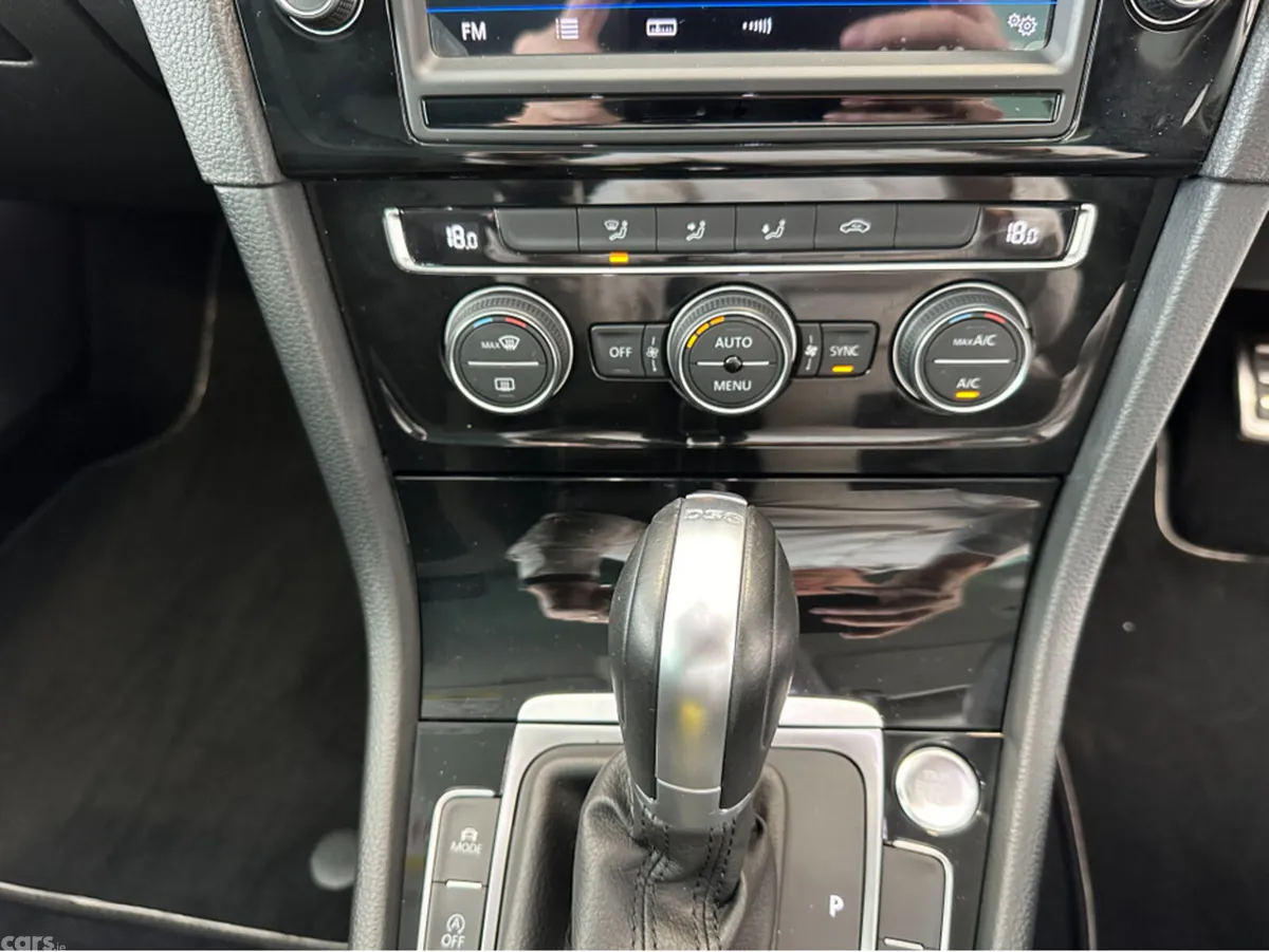 Volkswagen Golf Hatchback, Petrol, 2017, Silver