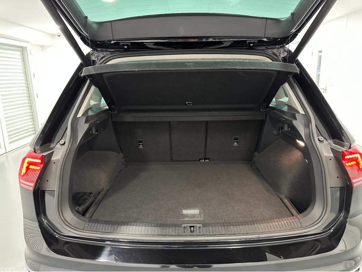 Volkswagen Tiguan Estate, Diesel, 2020, Black