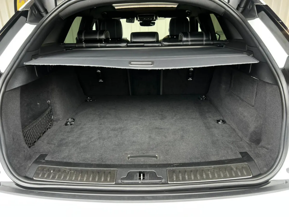 Land Rover Range Rover Velar Estate, Petrol Plug-in Hybrid, 2022, White