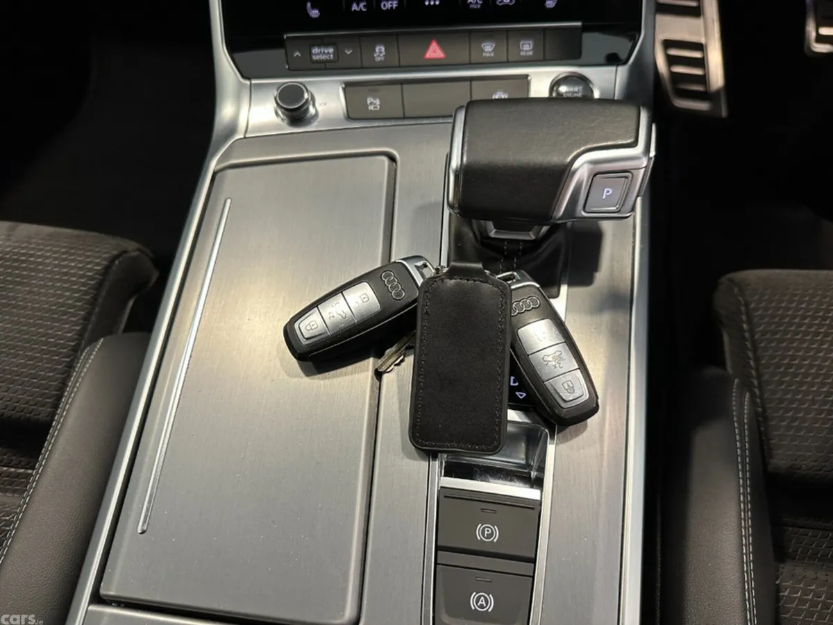 Audi A6 Saloon, Diesel, 2021, Blue