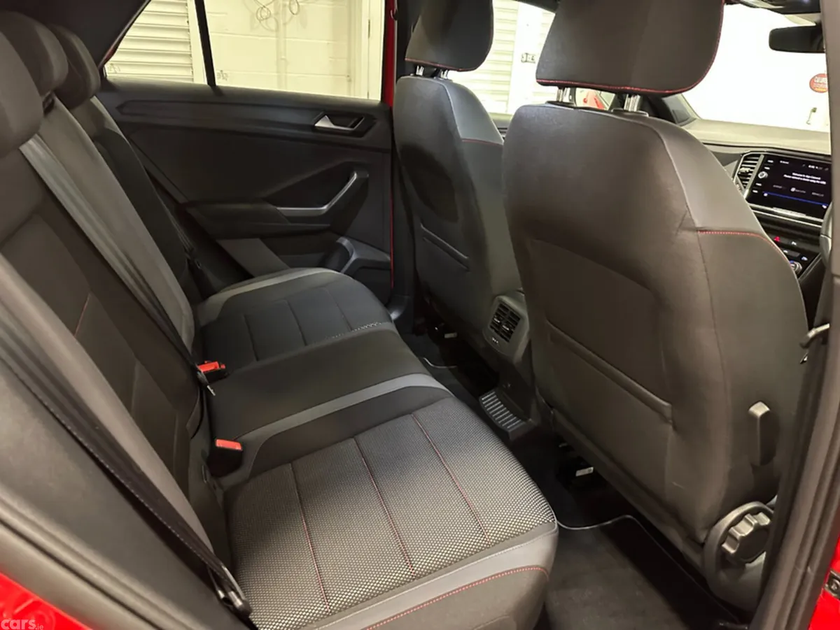 Volkswagen T-Roc SUV, Diesel, 2021, Red