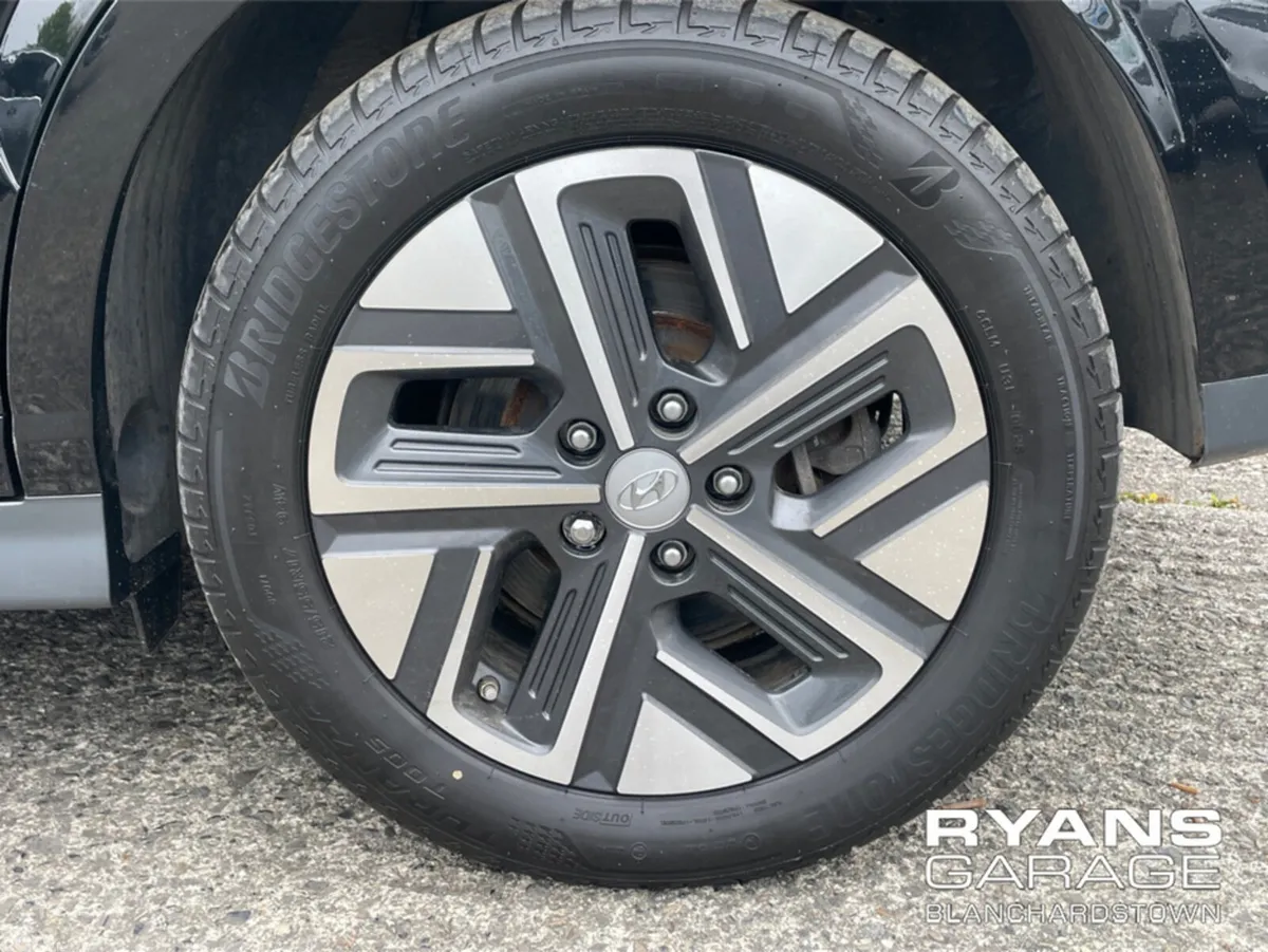 Hyundai KONA Hatchback, Electric, 2023, Black
