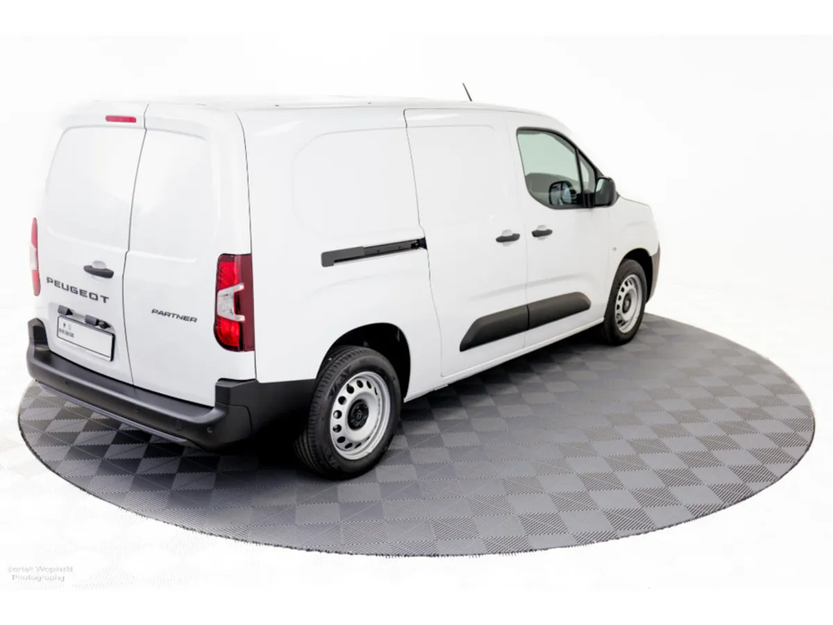 Peugeot Partner Van, Diesel, 2026, White