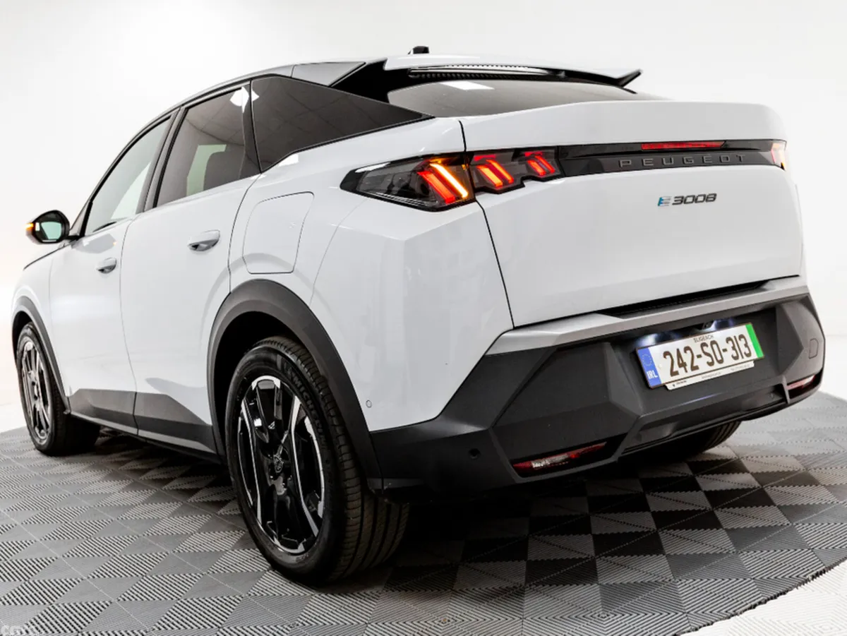 Peugeot 3008 SUV, Electric, 2024, White
