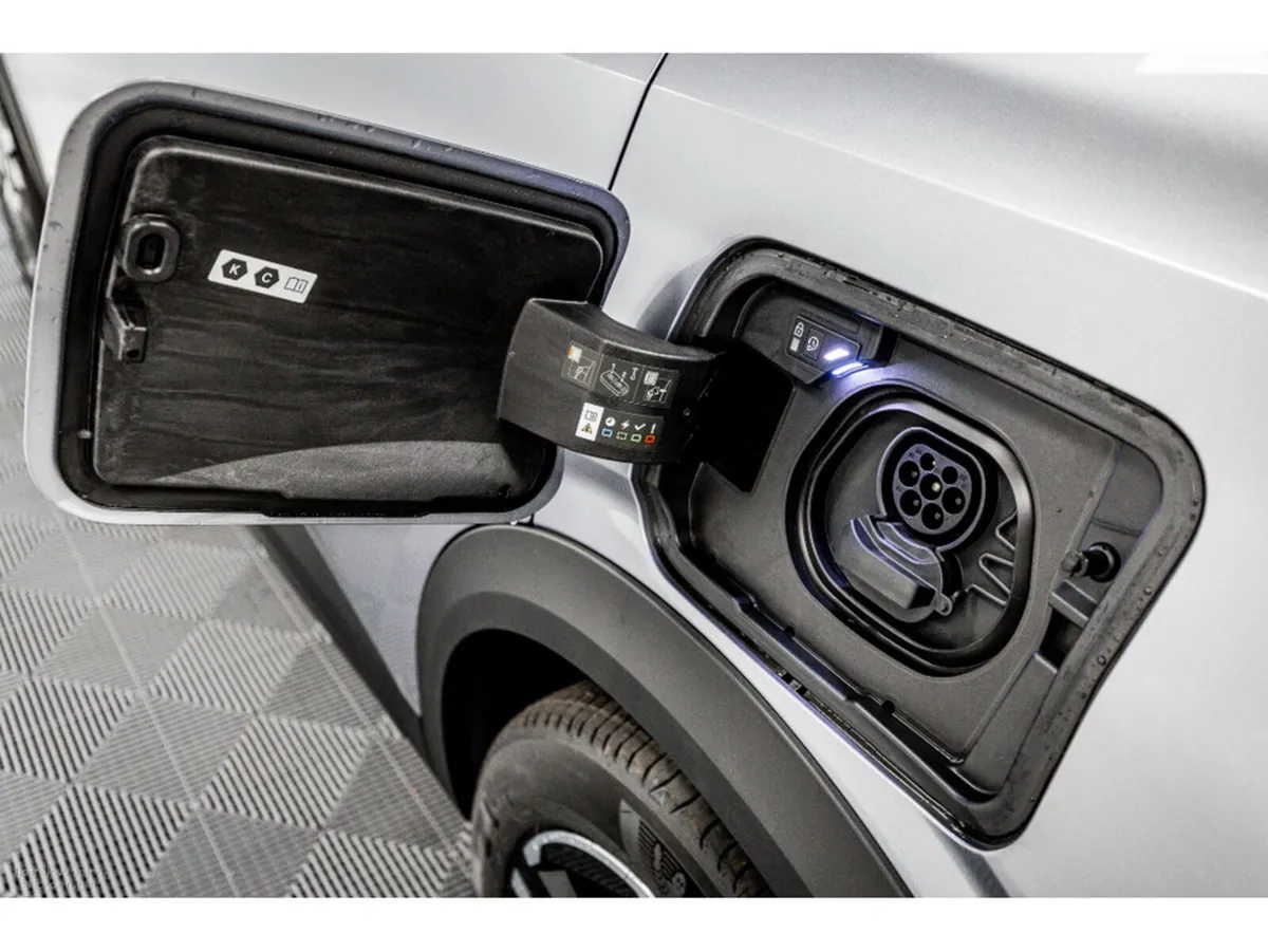 Peugeot 5008 SUV, Electric, 2026, Grey