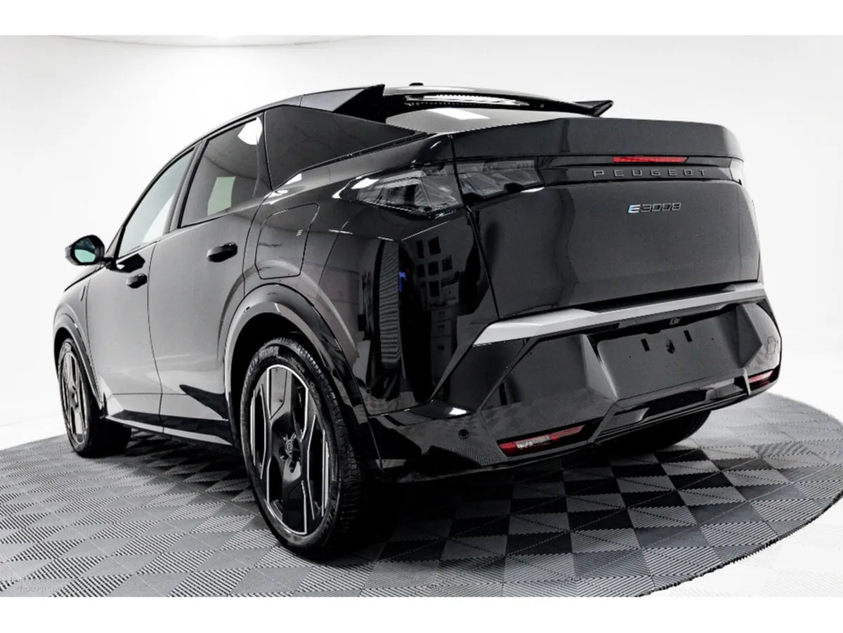 Peugeot 3008 SUV, Electric, 2026, Black
