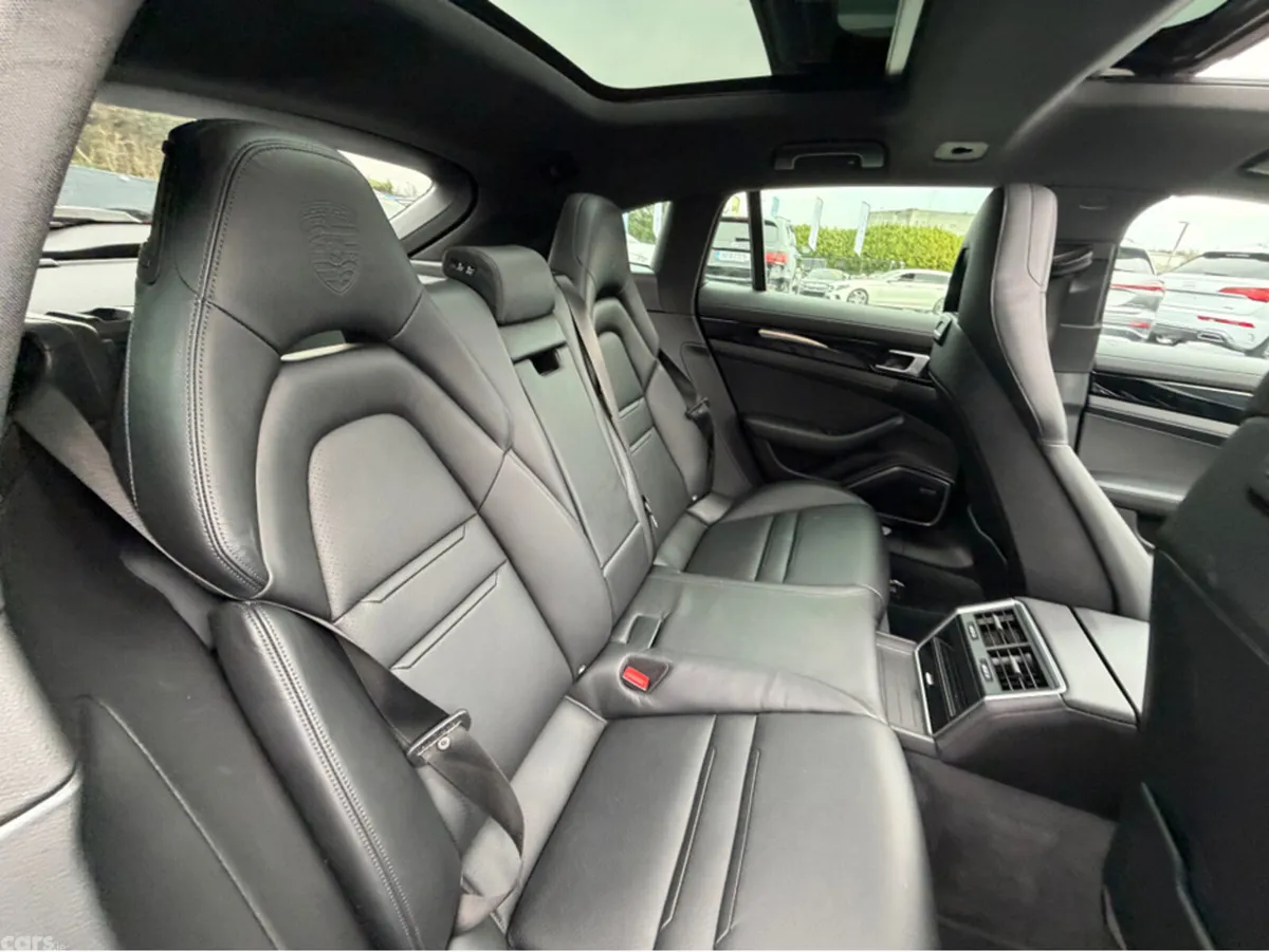 Porsche Panamera Estate, Petrol Hybrid, 2020, Black
