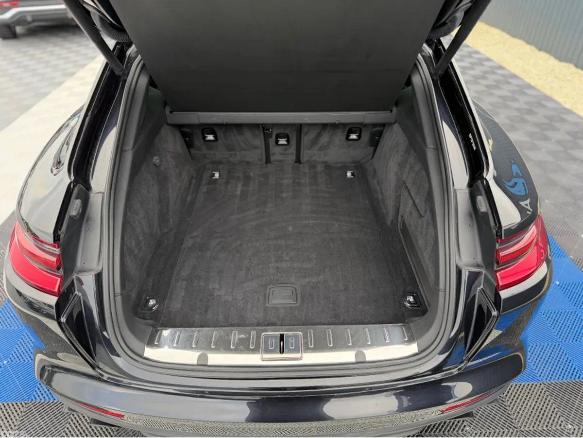 Porsche Panamera Estate, Petrol Hybrid, 2020, Black