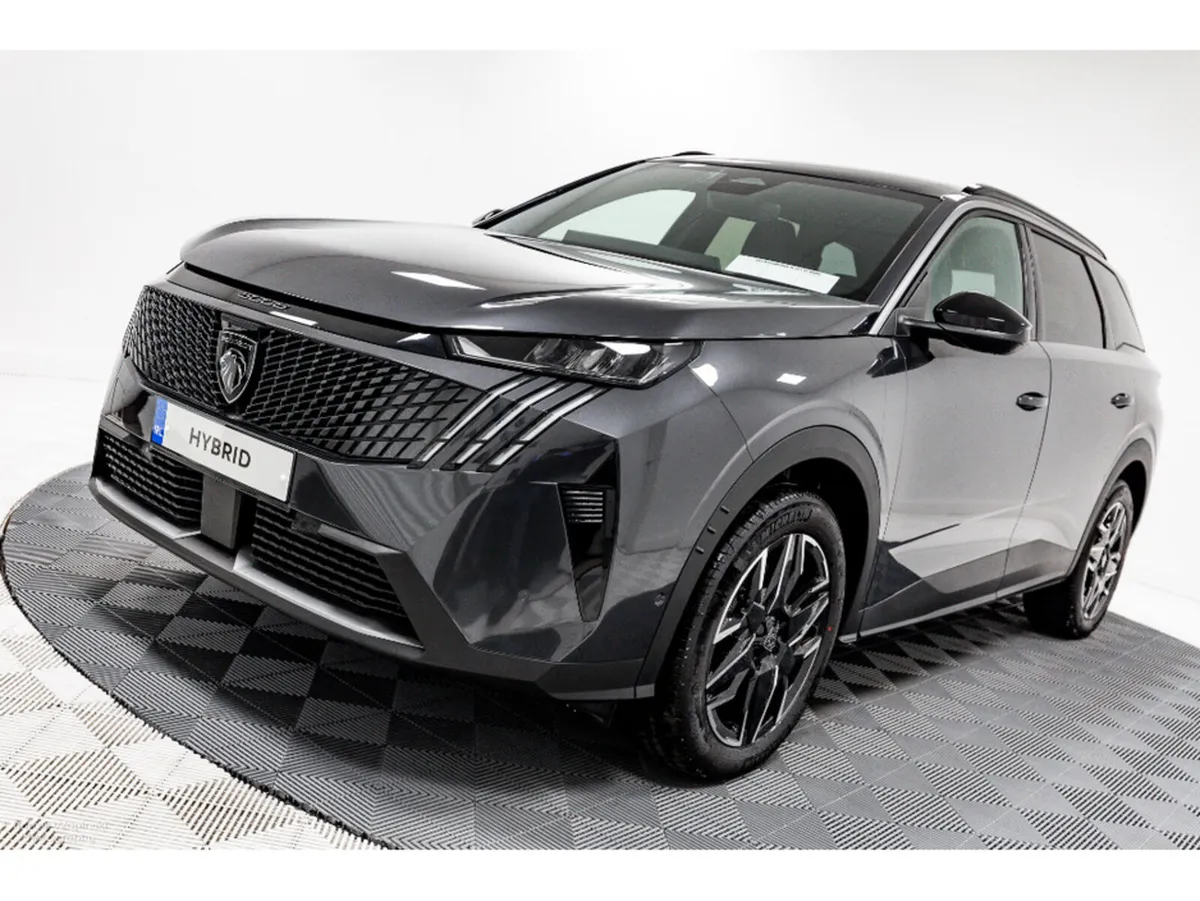 Peugeot 5008 SUV, Petrol Hybrid, 2026, Grey