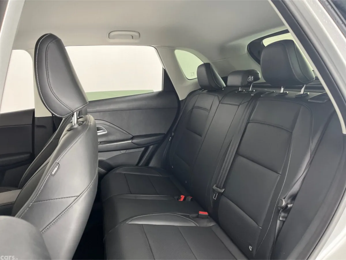 MG ZS SUV, Petrol Hybrid, 2027, Silver