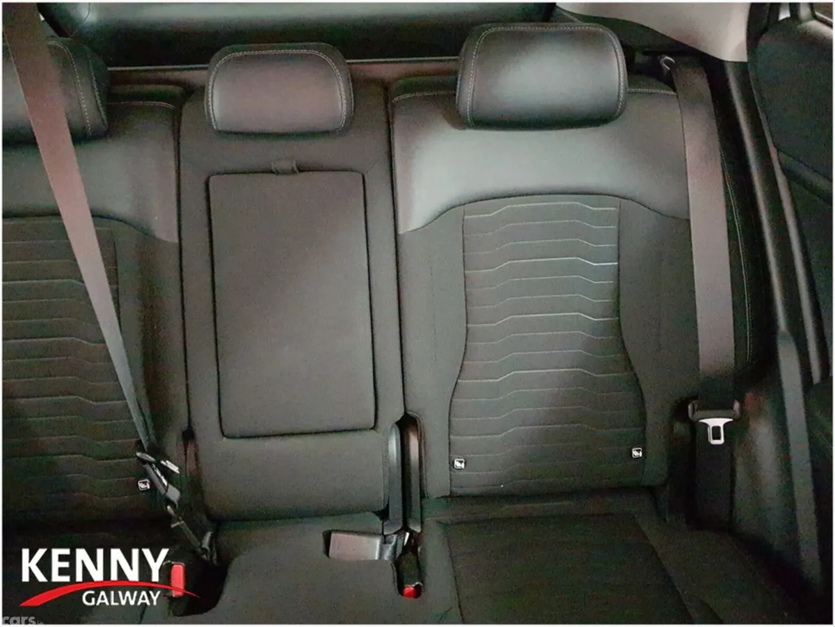 Kia Sportage MPV, Diesel, 2022, Grey