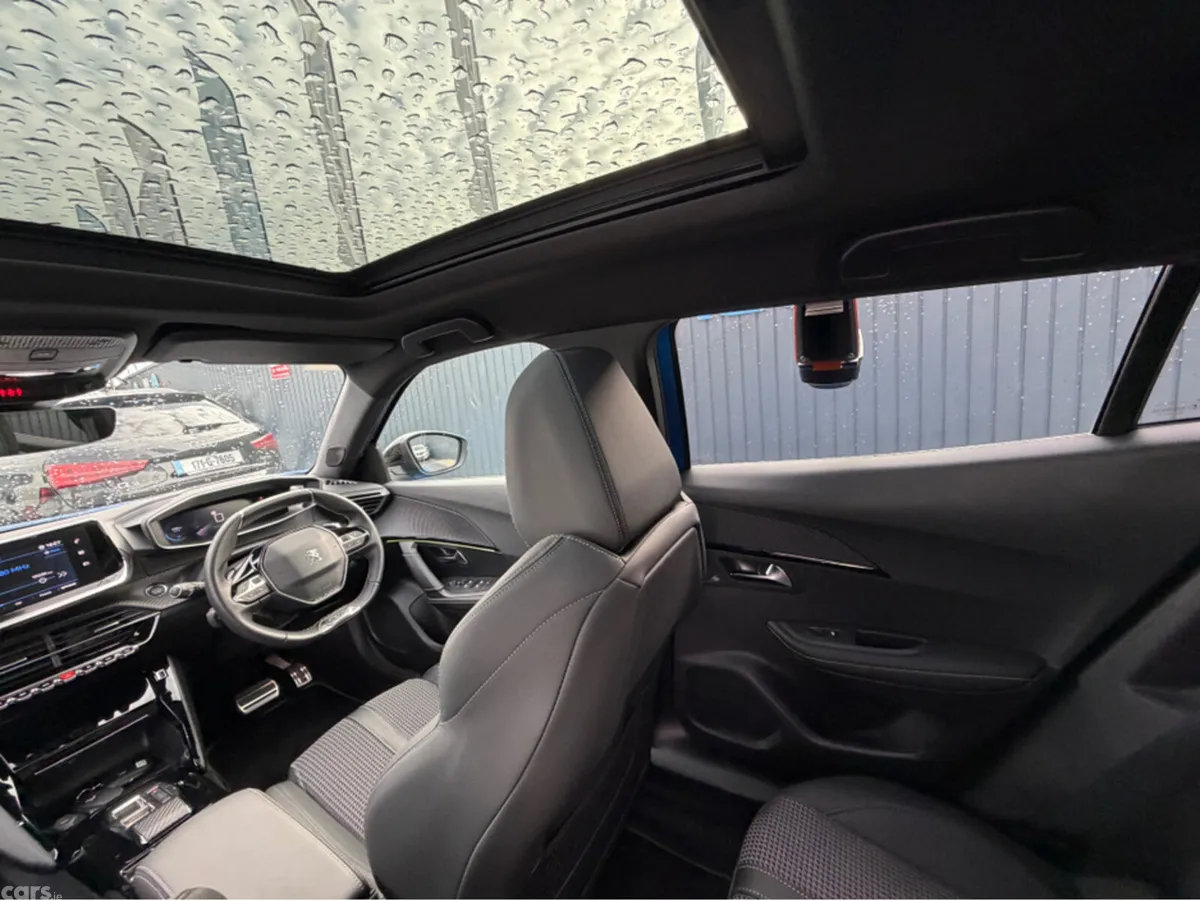 Peugeot 2008 SUV, Petrol, 2023, Blue