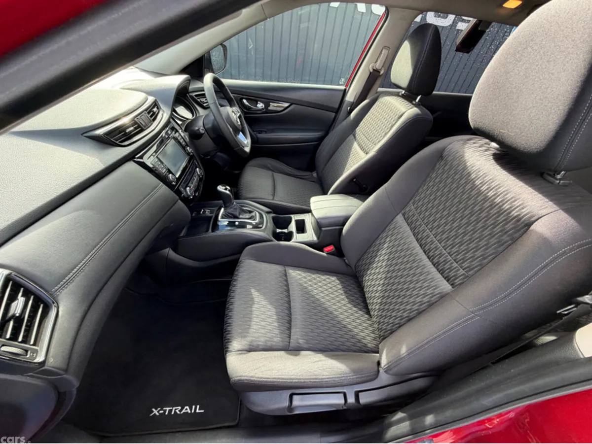 Nissan X-Trail SUV, Diesel, 2020, Red
