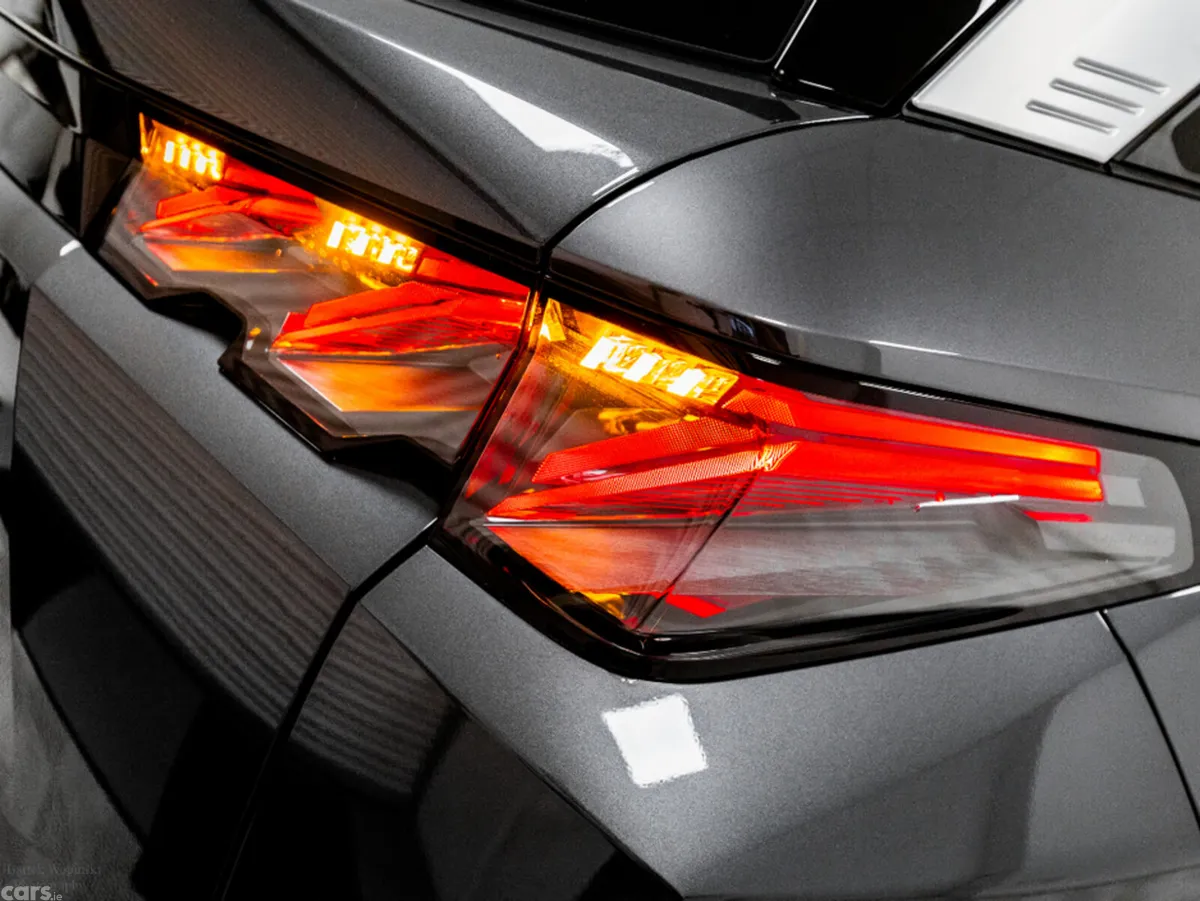 Peugeot 5008 SUV, Electric, 2026, Grey