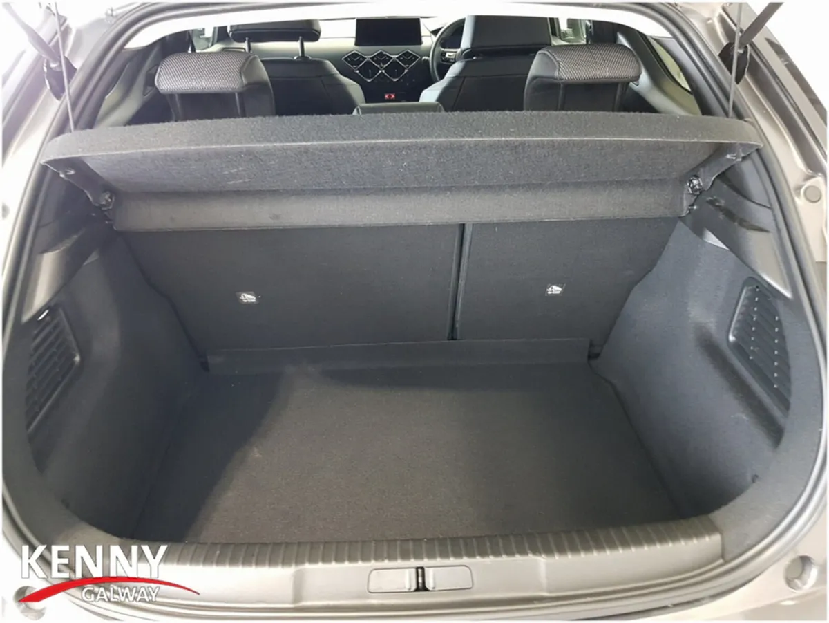 DS Automobiles DS 3 Estate, Petrol, 2025, Grey
