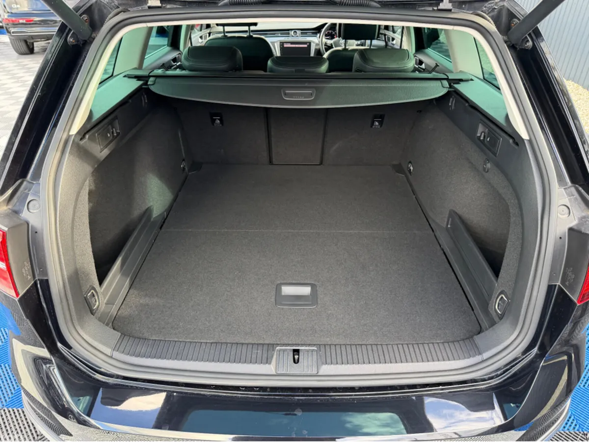 Volkswagen Passat Estate, Diesel, 2019, Black
