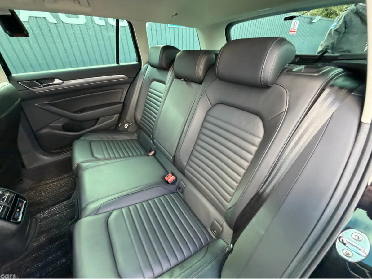 Volkswagen Passat Estate, Diesel, 2019, Black
