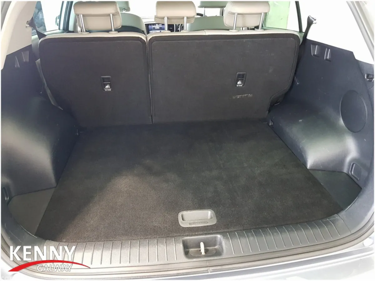 Kia Sportage MPV, Diesel, 2021, Grey