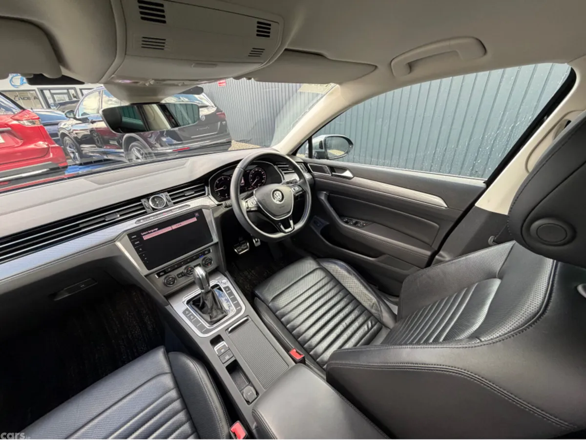Volkswagen Passat Estate, Diesel, 2019, Black