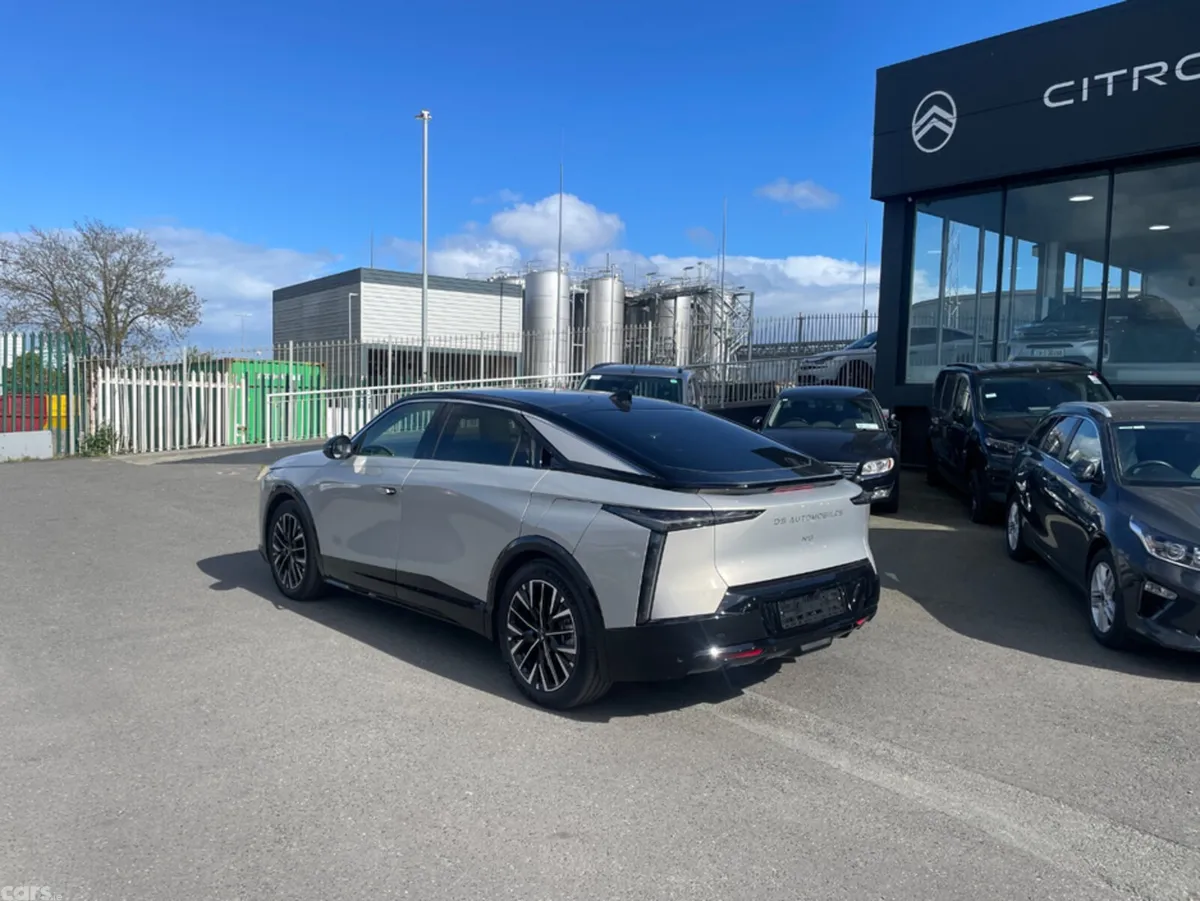 DS Automobiles Other Hatchback, Electric, 2026, Grey
