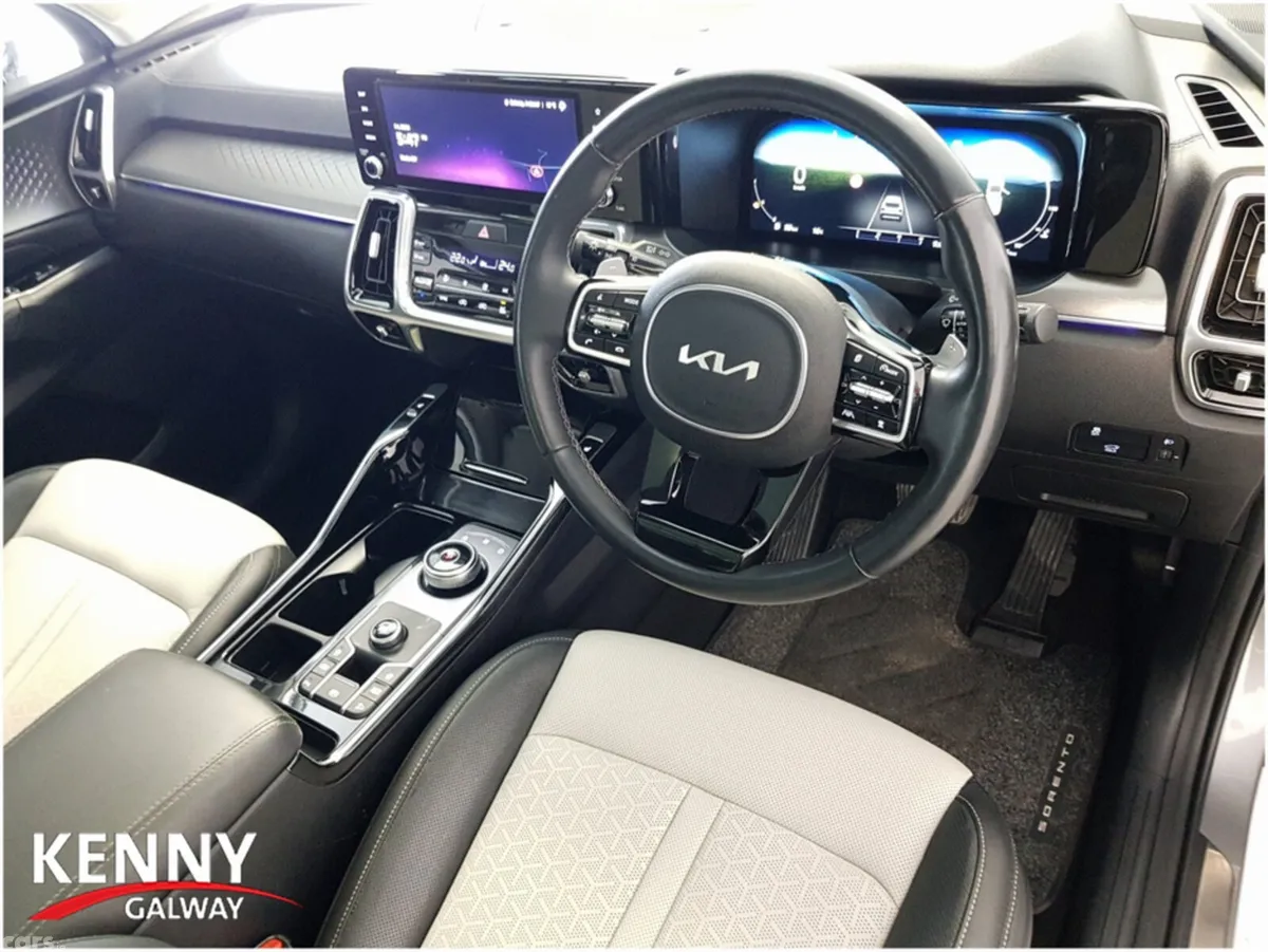 Kia Sorento MPV, Diesel, 2023, Grey