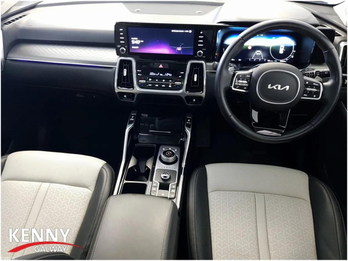 Kia Sorento MPV, Diesel, 2023, Grey