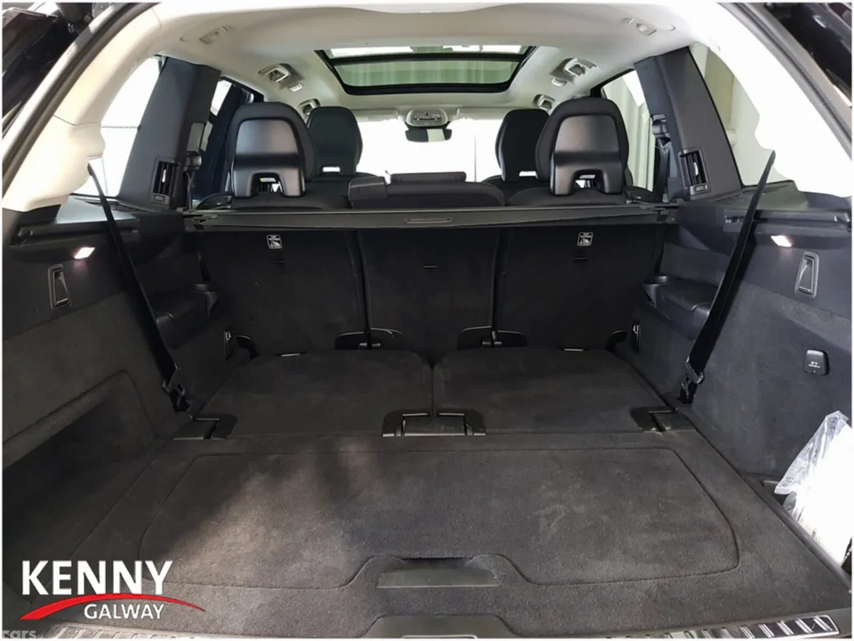Volvo XC90 Estate, Petrol Hybrid, 2025, Black