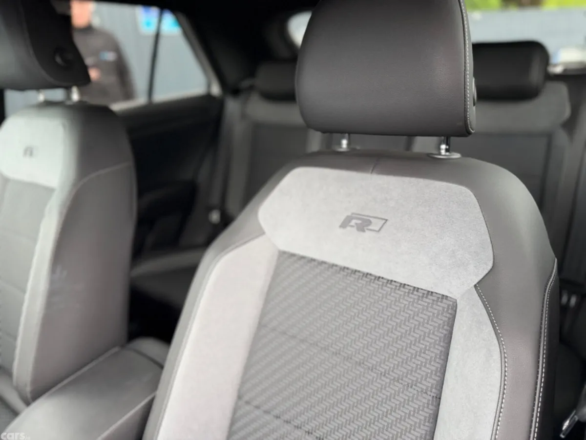 Volkswagen T-Roc SUV, Diesel, 2021, White