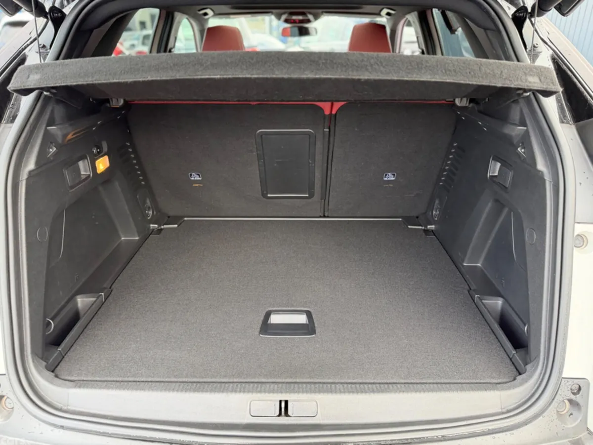Peugeot 3008 SUV, Diesel, 2021, White