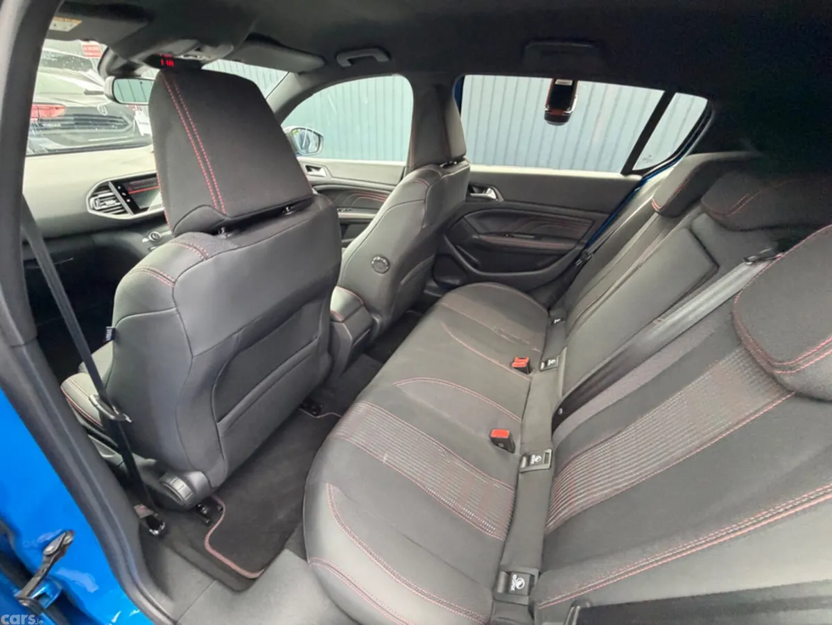 Peugeot 308 Hatchback, Diesel, 2021, Blue