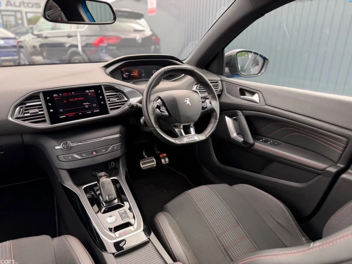 Peugeot 308 Hatchback, Diesel, 2021, Blue