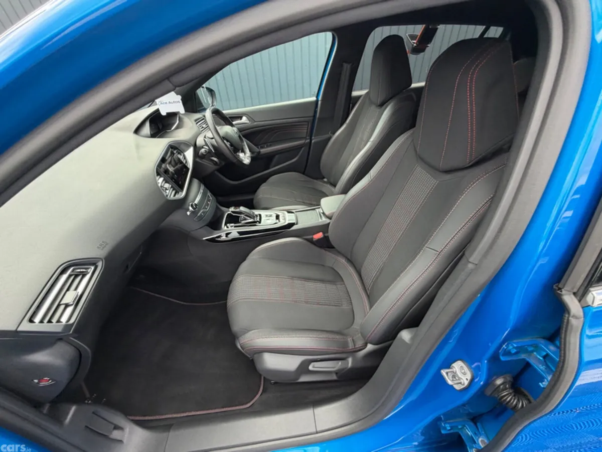 Peugeot 308 Hatchback, Diesel, 2021, Blue