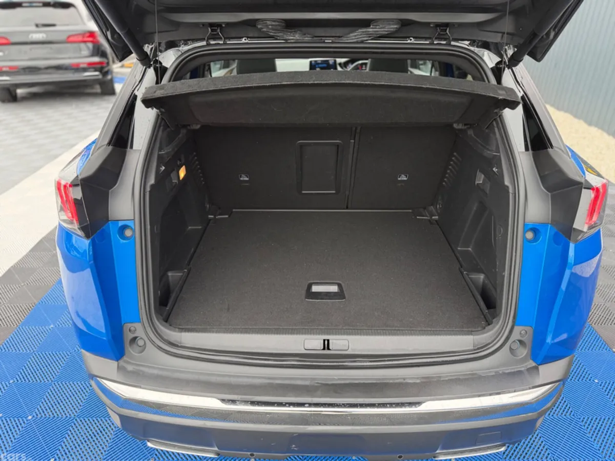 Peugeot 3008 SUV, Diesel, 2021, Blue