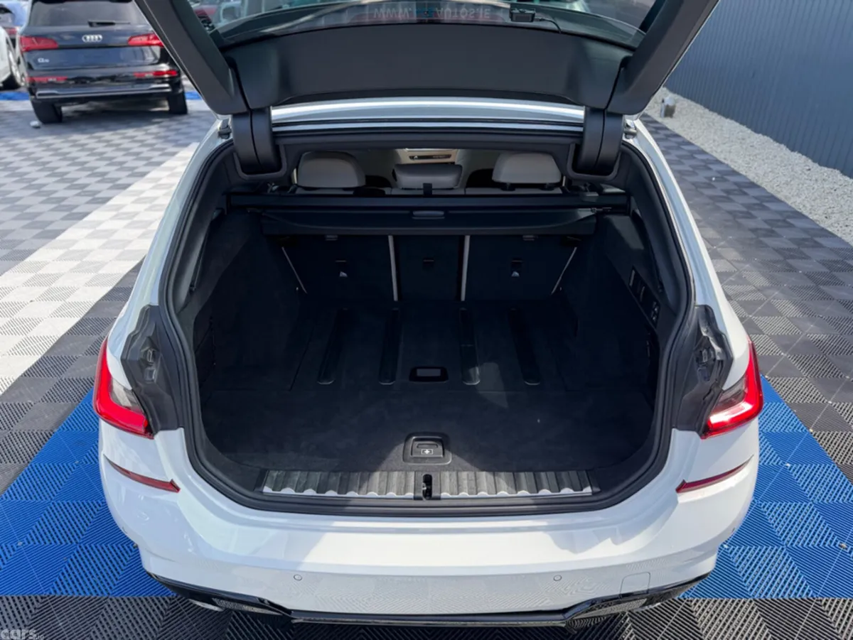 BMW 3-Series Estate, Diesel, 2022, White