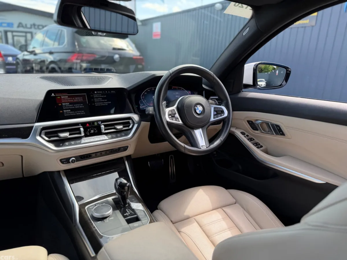 BMW 3-Series Estate, Diesel, 2022, White