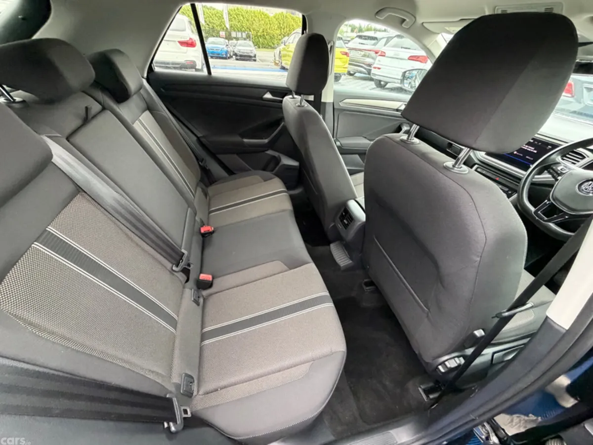 Volkswagen T-Roc SUV, Diesel, 2021, Black