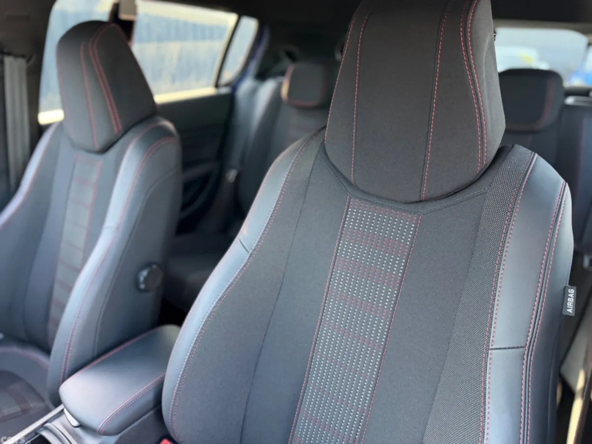 Peugeot 308 Hatchback, Diesel, 2020, Blue