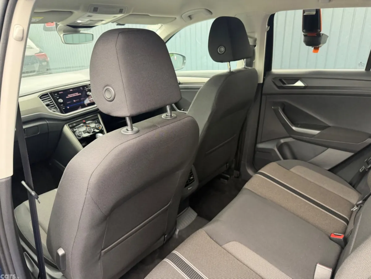 Volkswagen T-Roc SUV, Diesel, 2021, Black