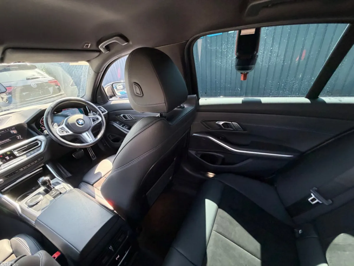 BMW 3-Series Saloon, Diesel, 2021, White