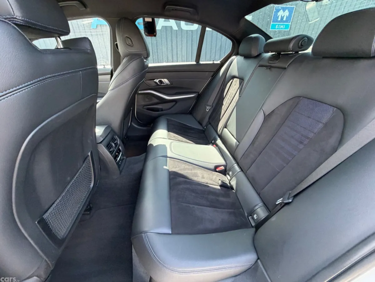 BMW 3-Series Saloon, Diesel, 2019, White